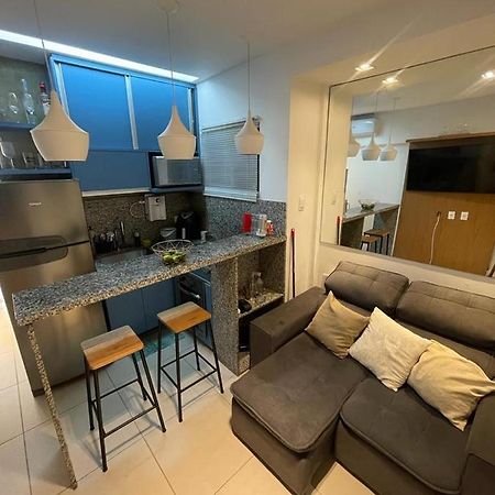 Lindo Apartamento Mobiliado, Uma Quadra Da Praia! Apartment Рио де Жанейро Екстериор снимка