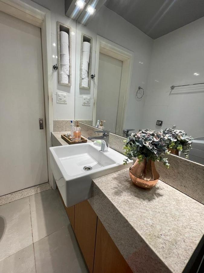Lindo Apartamento Mobiliado, Uma Quadra Da Praia! Apartment Рио де Жанейро Екстериор снимка